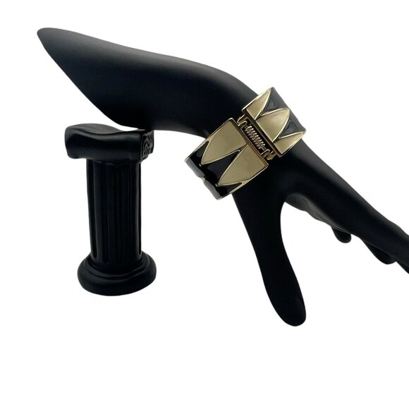 Vintage Black and Cream Zebra Stripe Clamper Bracelet - Picture 5 of 12